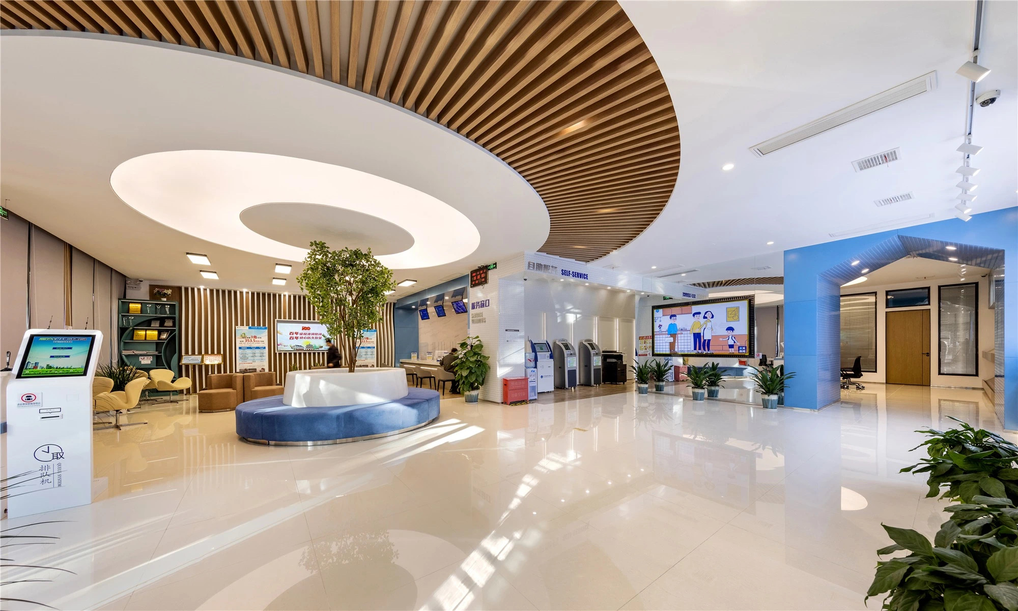 【案例賞析】武漢市車都天然氣營業廳完工實景展示，開放多元，活力共享！(圖6)