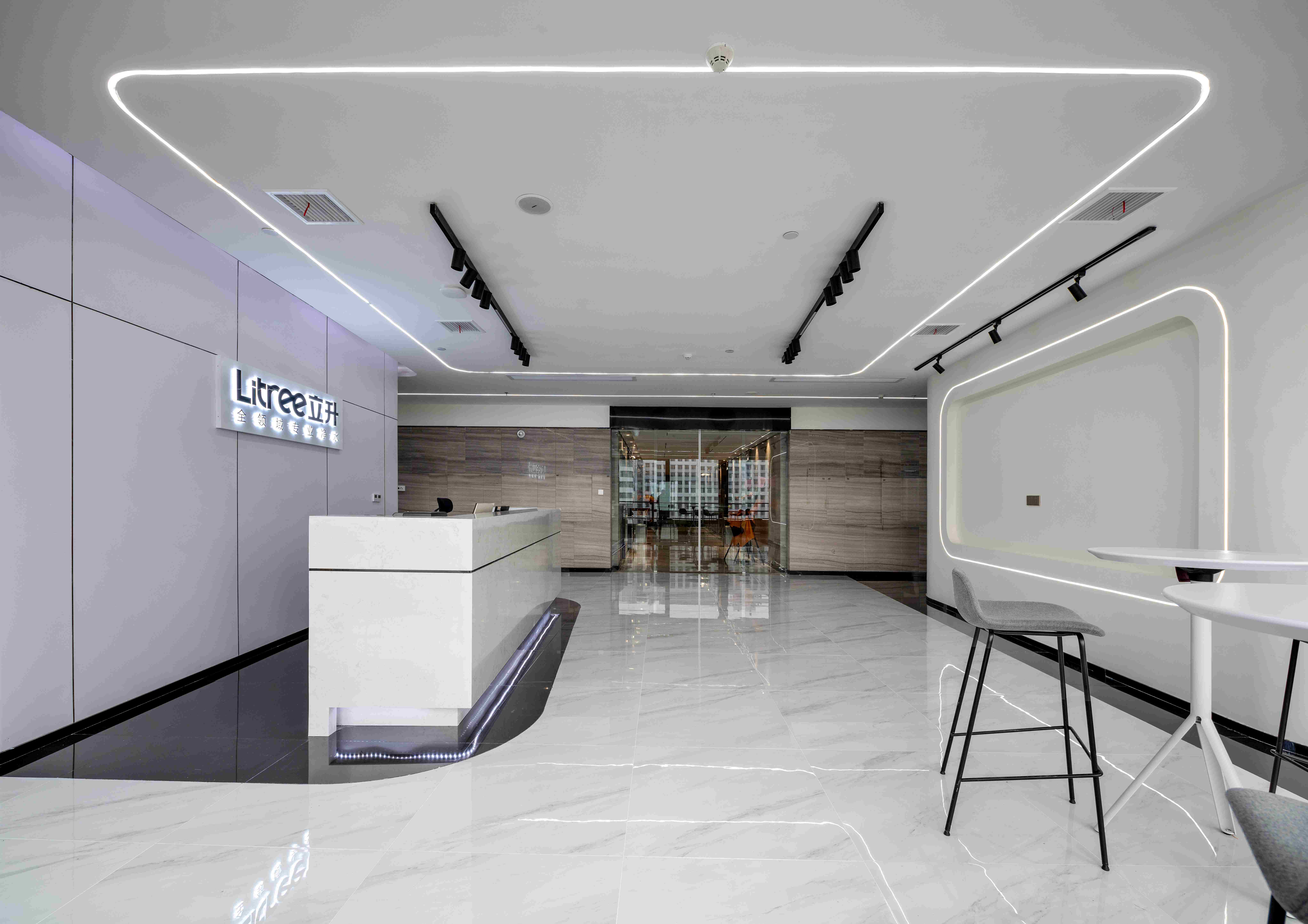 【萬工項目】立升凈水(武漢)辦公室裝修項目完美交付并投入使用(圖4) 【萬工項目】立升凈水(武漢)辦公室裝修項目完美交付并投入使用(圖4)